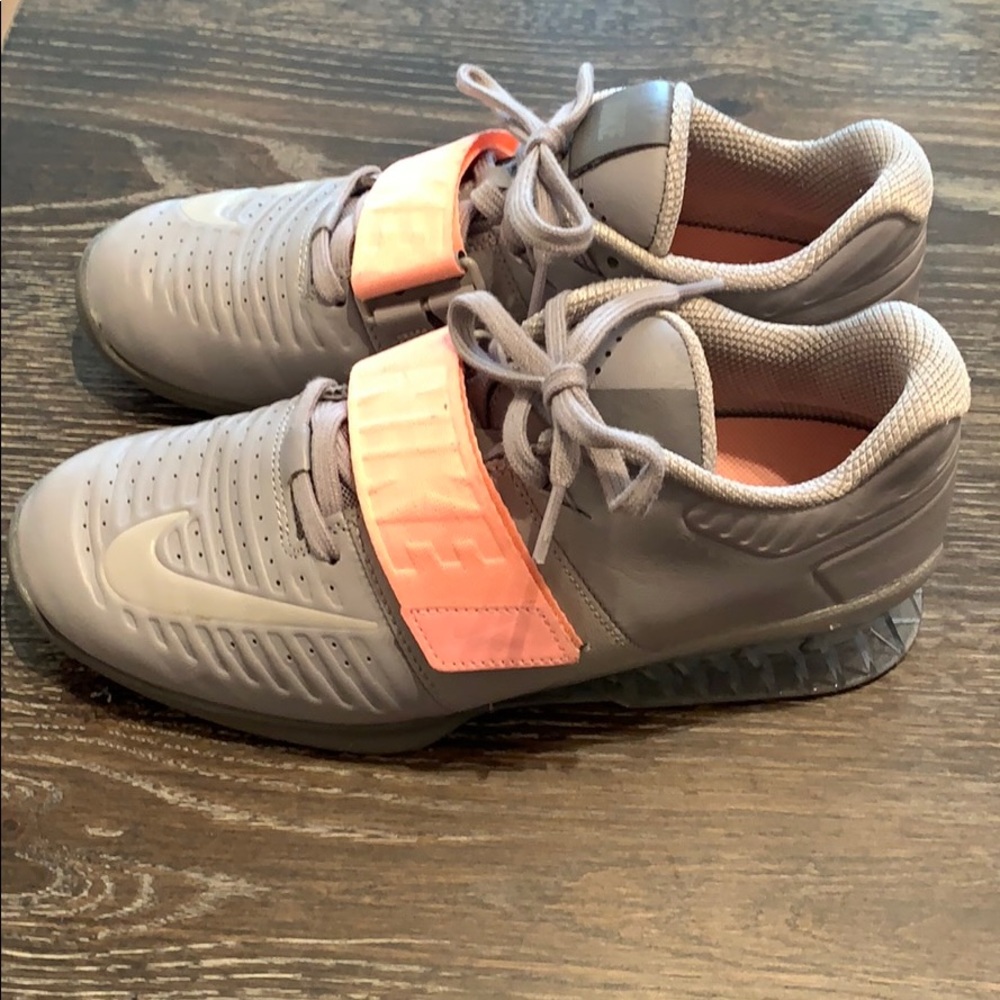 Nike Romaleos 3 XD Grey/ Pink - US 9